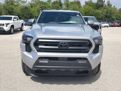 New 2025 Toyota Tacoma SR5