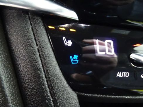 Certified 2023 Cadillac XT6 Premium Luxury w/ Platinum Package AWD/4WD image 15