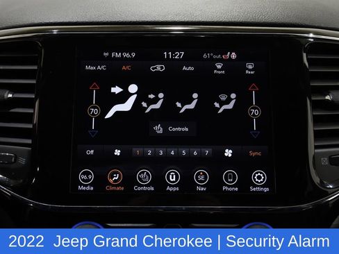 Used 2022 Jeep Grand Cherokee Laredo X image 17