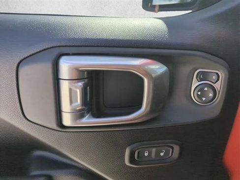 Used 2023 Jeep Wrangler Sport AWD/4WD image 21