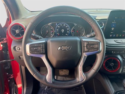 Used 2024 Chevrolet Blazer RS w/ Enhanced Convenience Package image 11