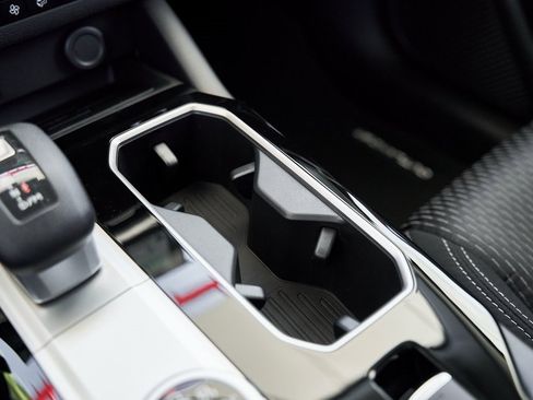 New 2025 Mitsubishi Outlander ES image 47