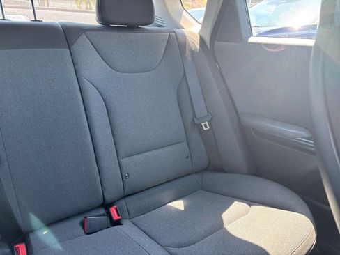 Used 2025 Kia K4 FWD image 36