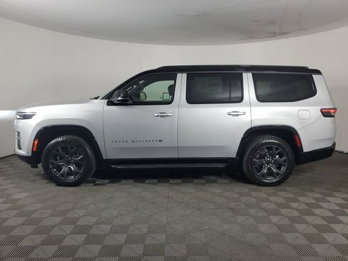 New 2026 Jeep Grand Wagoneer 4WD image 7