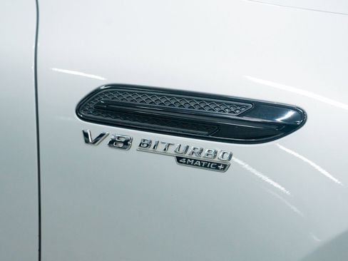 Used 2020 Mercedes-Benz AMG GT 63 image 17