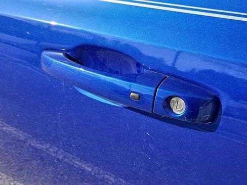 Used 2019 Chrysler 300 Touring w/ Chrome Appearance Package image 26