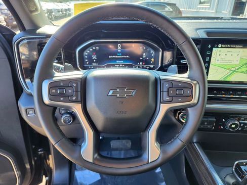 Used 2025 Chevrolet Silverado 1500 RST image 26