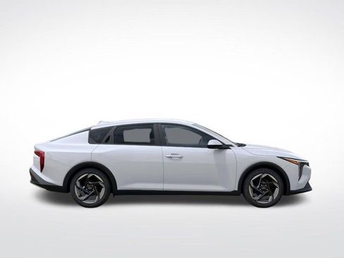 New 2026 Kia K4 EX FWD image 7