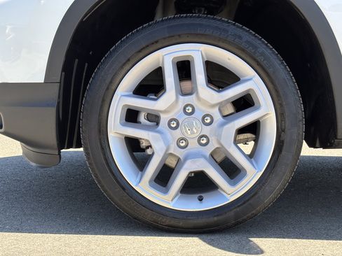 Used 2024 Honda Passport EX-L image 13