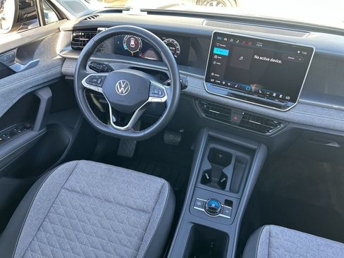 Certified 2026 Volkswagen Tiguan S FWD image 11