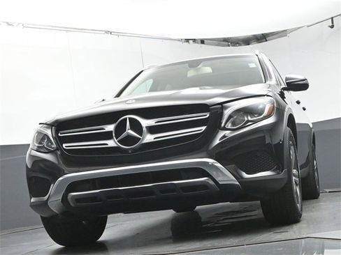 Used 2018 Mercedes-Benz GLC 300 image 34