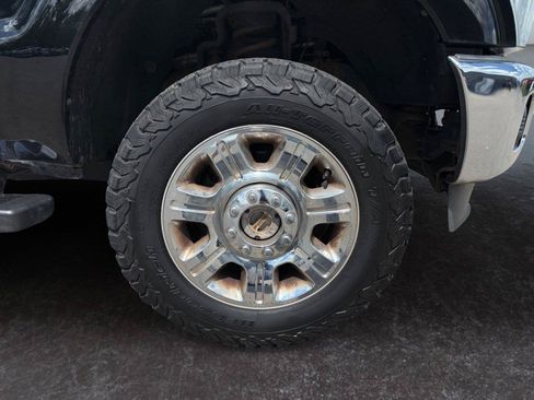 Used 2016 Ford F250 Lariat w/ Chrome Package AWD/4WD image 27