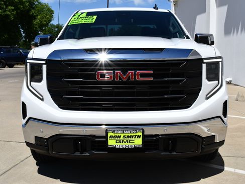 Used 2026 GMC Sierra 1500 Pro w/ Pro Value Package AWD/4WD image 3