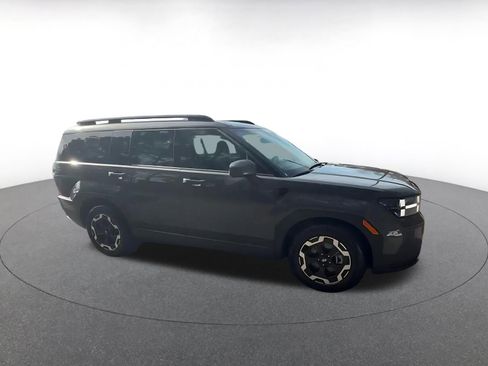 Used 2025 Hyundai Santa Fe SEL image 2