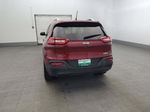 Used 2015 Jeep Cherokee Latitude image 6