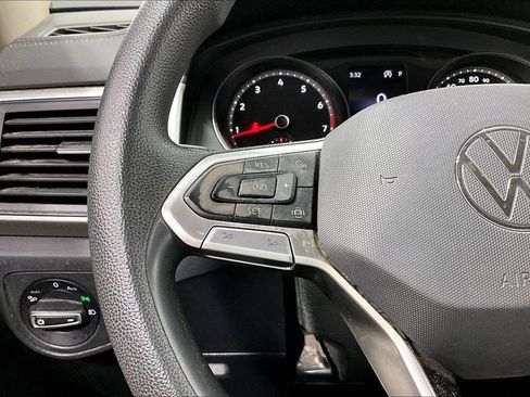 Used 2021 Volkswagen Atlas S w/ MDO Package (Bench Seat) image 23