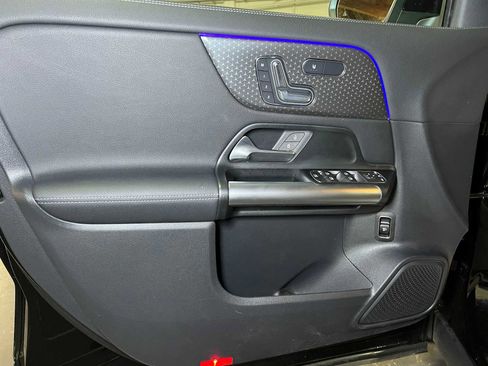 Certified 2025 Mercedes-Benz GLA 250 4MATIC image 19