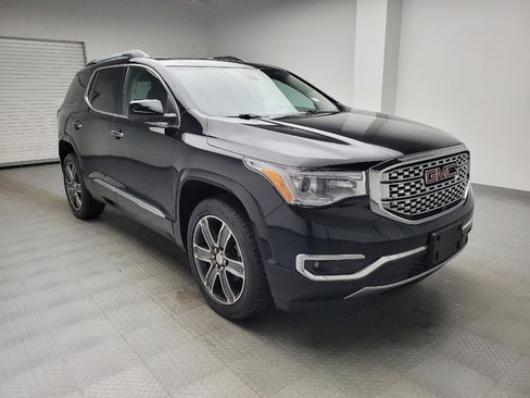 Used 2018 GMC Acadia Denali w/ Technology Package AWD/4WD image 13
