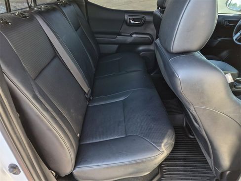 Used 2023 Toyota Tacoma TRD Off-Road w/ TRD Premium Off Road Package image 14