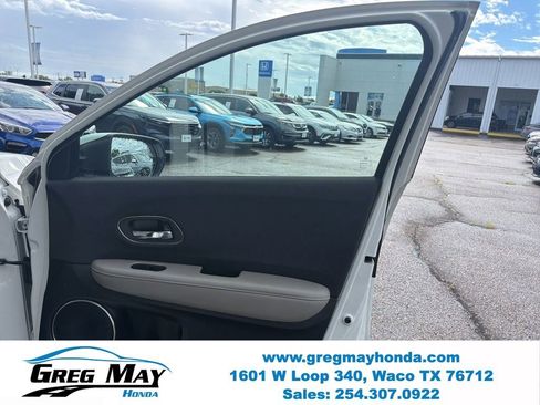 Used 2022 Honda HR-V EX image 28
