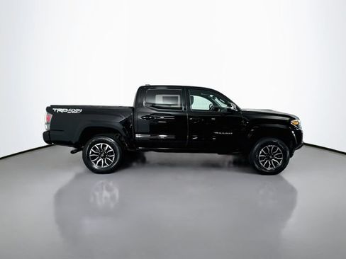 Used 2023 Toyota Tacoma TRD Sport w/ TRD Premium Sport Package AWD/4WD image 9