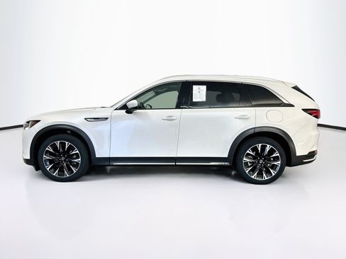 Used 2024 MAZDA CX-90 Plug-In Hybrid w/ Premium Plus AWD/4WD image 4