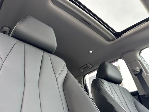 Certified 2025 Acura ADX FWD image 21