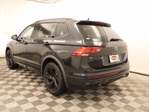 Used 2023 Volkswagen Tiguan SE R-Line AWD/4WD image 3