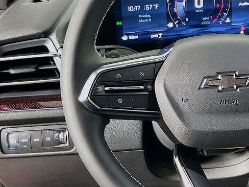 New 2026 Chevrolet Traverse Z71 w/ Driver Confidence Package image 10