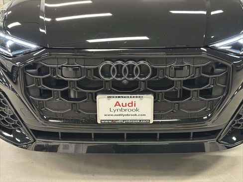 Used 2025 Audi Q8 Premium Plus w/ Premium Plus Package image 8