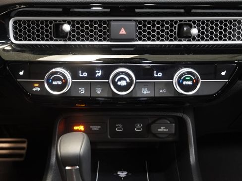 Used 2025 Honda Civic Sport Touring image 21