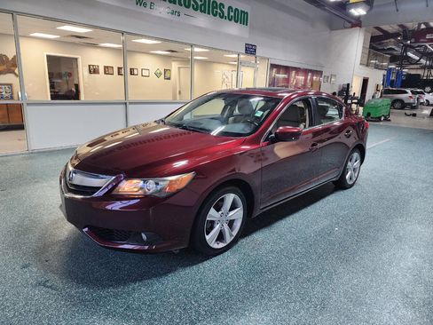 Used 2015 Acura ILX w/ Premium Package image 2