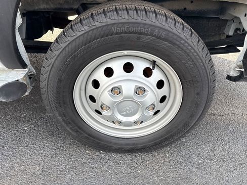 Used 2023 Ford Transit 250 Low Roof AWD w/ Exterior Upgrade Package image 14