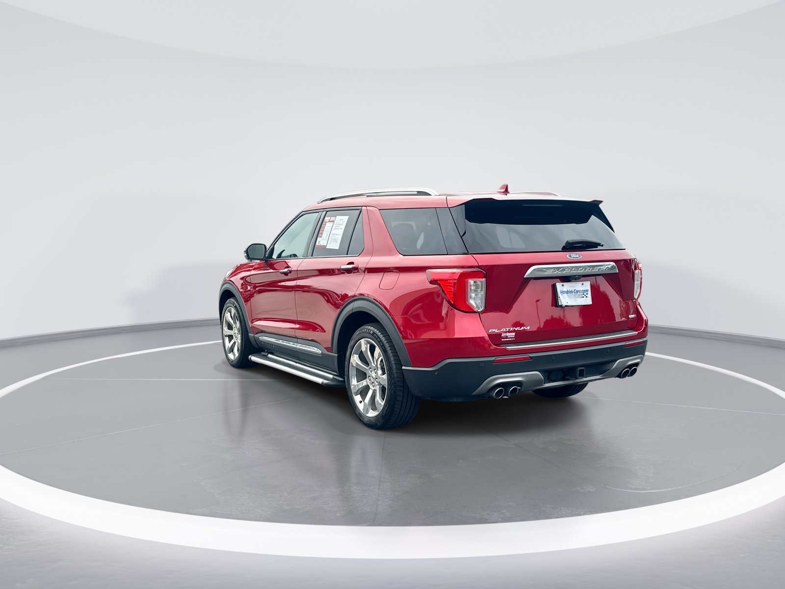 Used 2020 Ford Explorer Platinum w/ Premium Technology Package AWD/4WD image 7