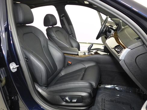 Used 2020 BMW 530i w/ Convenience Package image 20