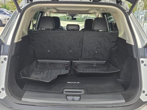 Used 2022 Nissan Rogue SL w/ SL Premium Package FWD image 13