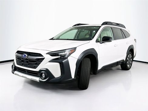 Used 2025 Subaru Outback Limited w/ Popular Package #2 image 2