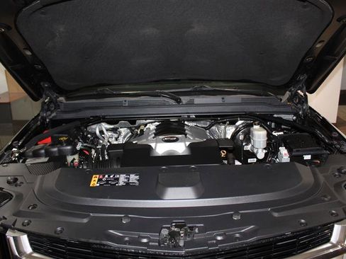 Used 2017 Cadillac Escalade Luxury image 13