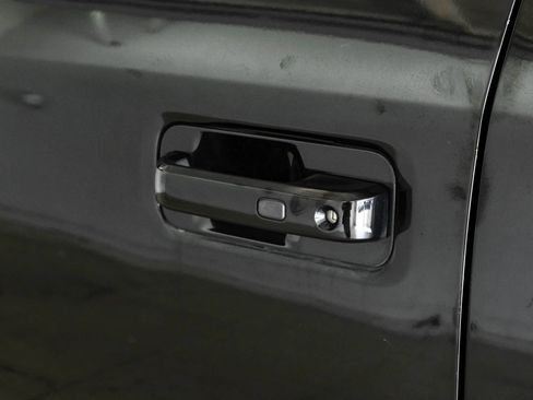 Used 2017 Ford F150 Lariat RWD image 32