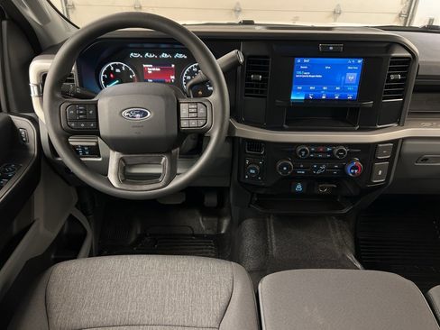 New 2026 Ford F350 XL w/ 360-Degree Camera Package image 8