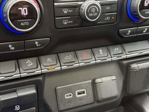 Used 2021 Chevrolet Silverado 1500 LT Trail Boss w/ Convenience Package II image 30