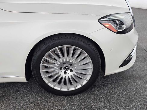 Used 2018 Mercedes-Benz S 560 Sedan image 9