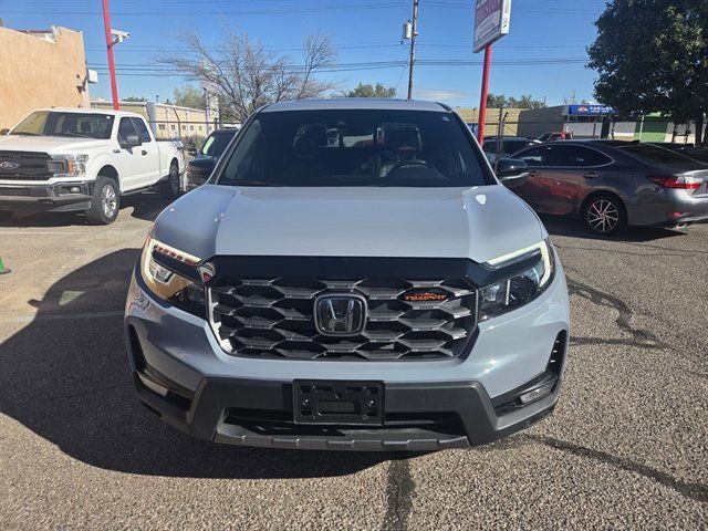 Used 2025 Honda Ridgeline TrailSport image 4