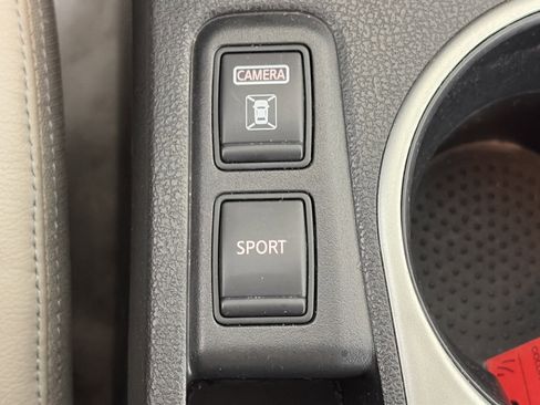 Used 2013 Nissan Rogue SL image 27