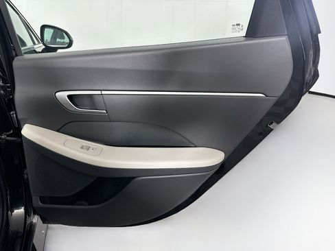 Used 2025 Hyundai Sonata SEL FWD image 29