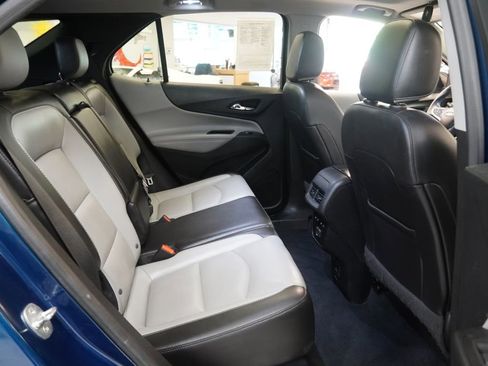 Used 2020 Chevrolet Equinox Premier AWD/4WD image 33