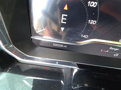 Used 2024 GMC Sierra 1500 SLT RWD image 28