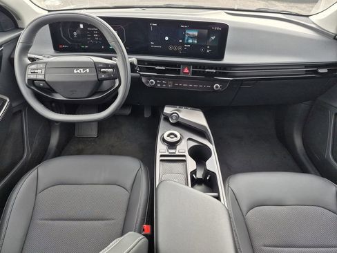 New 2025 Kia EV6 Light w/ Light LR Technology Package image 13