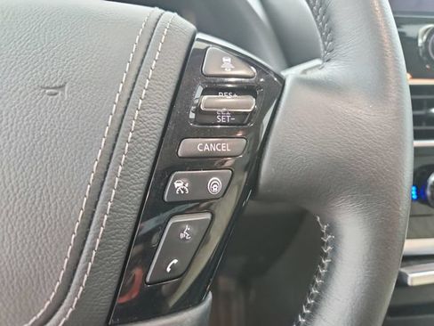 Used 2024 Nissan Armada Platinum w/ Captain's Chairs Package RWD image 25