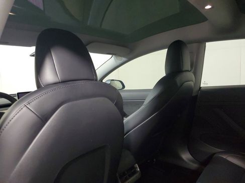 Used 2021 Tesla Model 3 Long Range image 12